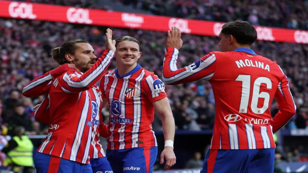 صفقة مثيرة.. توتنهام يعيد غالاغر إلى الدوري الإنجليزي